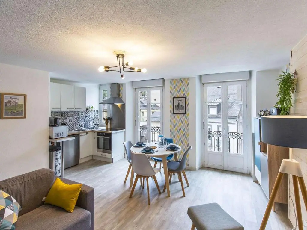 Appartement Cauterets, 2 pièces, 5 personnes - FR-1-401-247