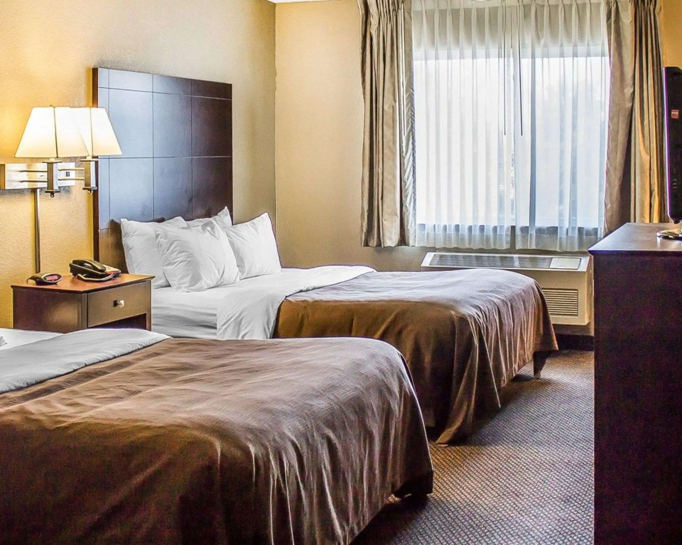 Quality Inn & Suites Sturgeon Bay