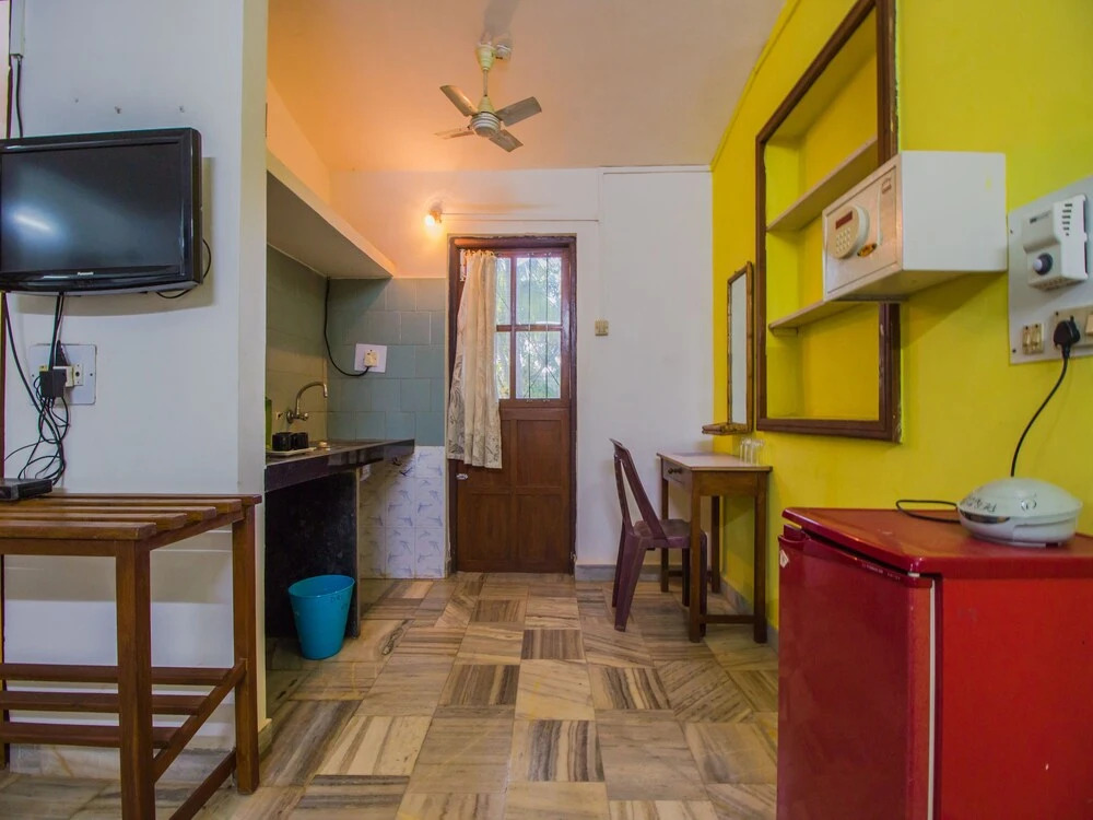 OYO 12902 Home Vibrant Stay Candolim