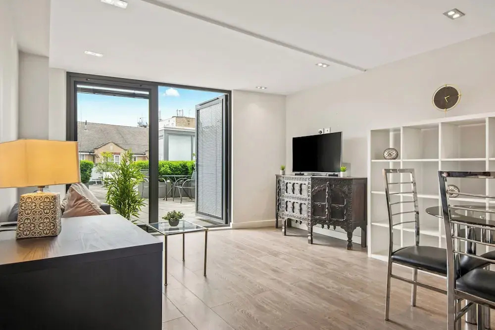 Chic and Modern Flats in Hoxton, Shoreditch