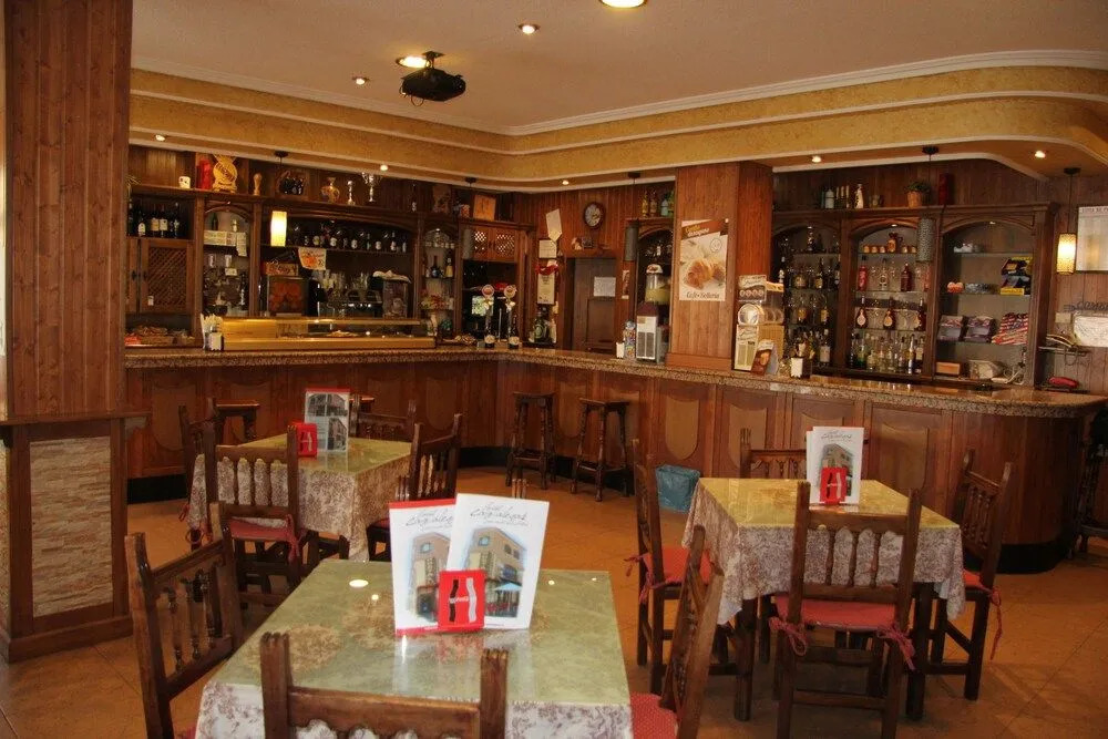 Hostal cazalegas