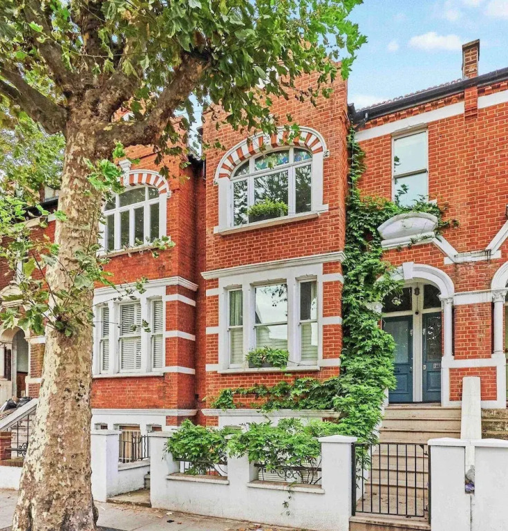 Luxury 3-bed Apartment in Central London