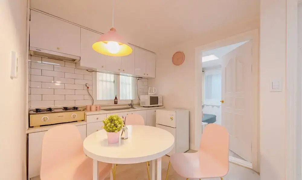 SeeU House Hongdae