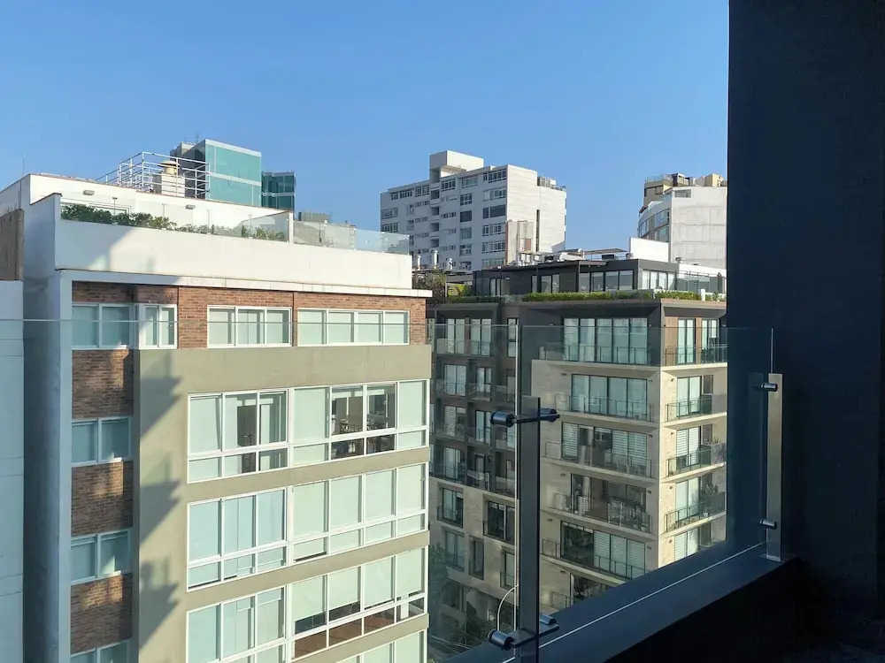 Liven Suites Near Malecon in Miraflores by Wynwood House