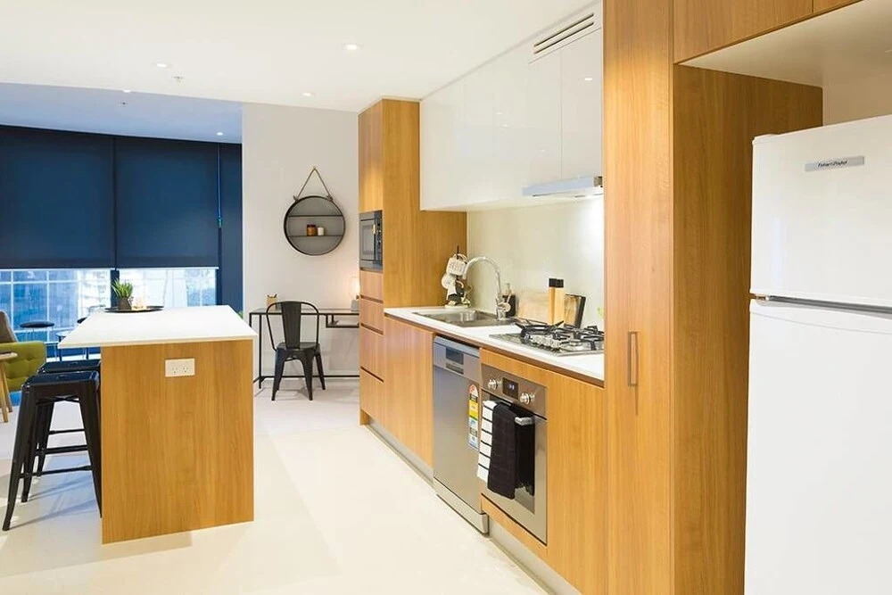 Brand New Heart Of City Executive Apartment