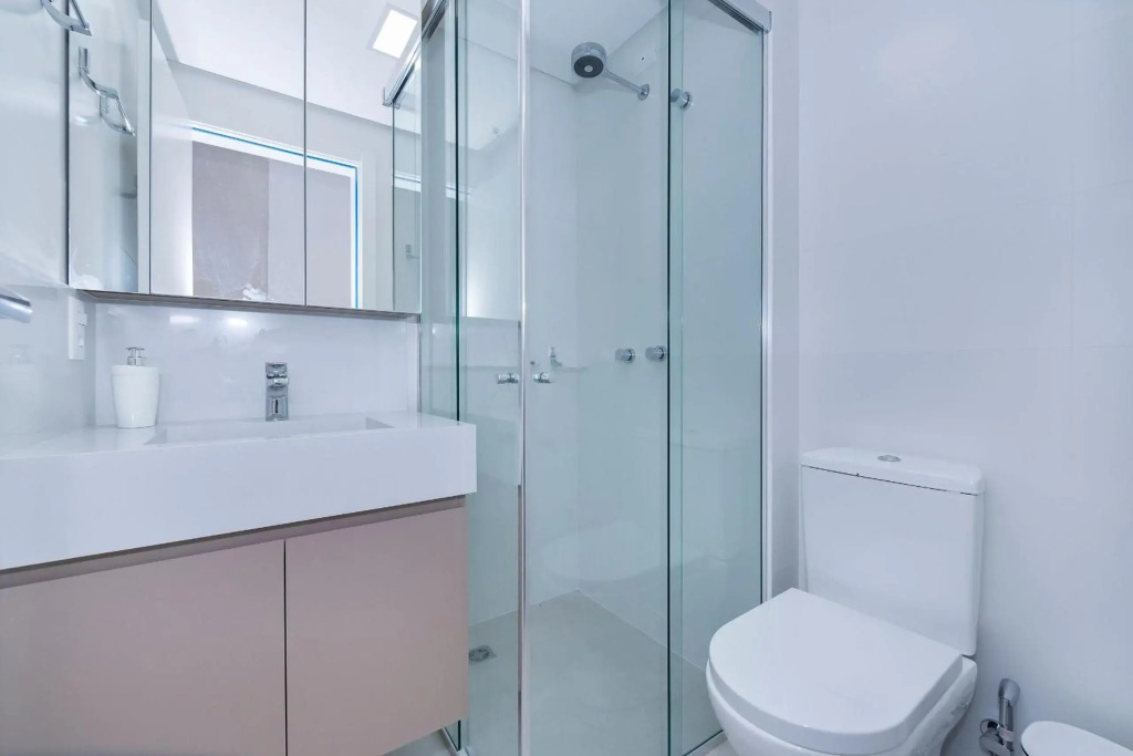 Puntarenas 205 - Excelente apartamento 2 suítes - Finamente mobiliado e decorado - À poucos metros da praia