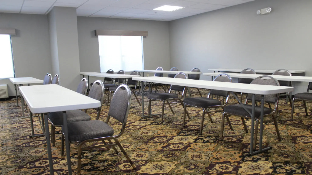 Holiday Inn Express & Suites Wilson-Downtown by IHG