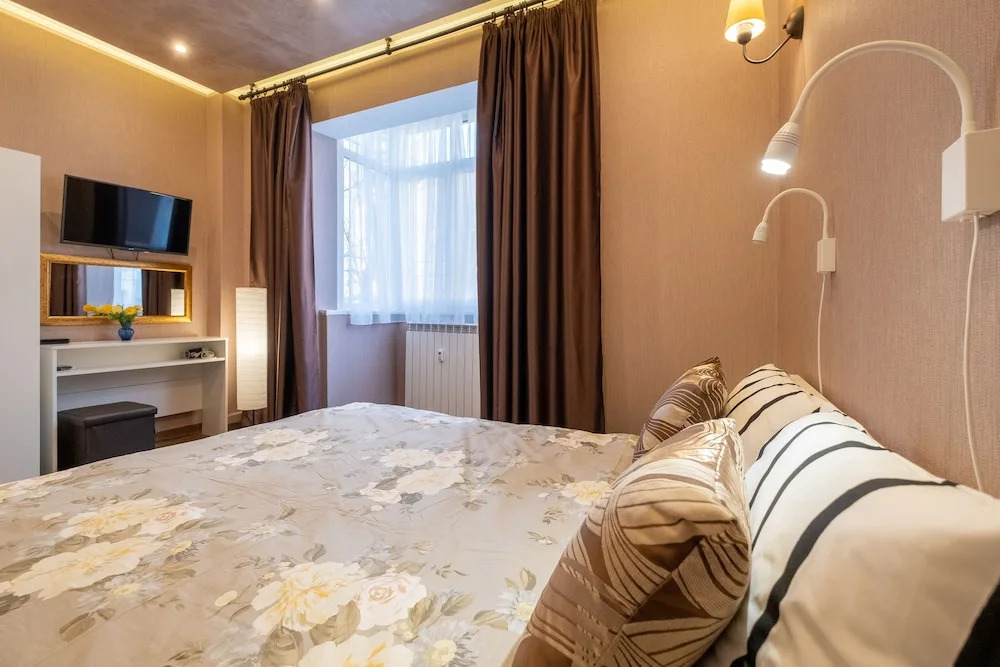 FM Deluxe 1-BDR Apartment  - Feel Sofia