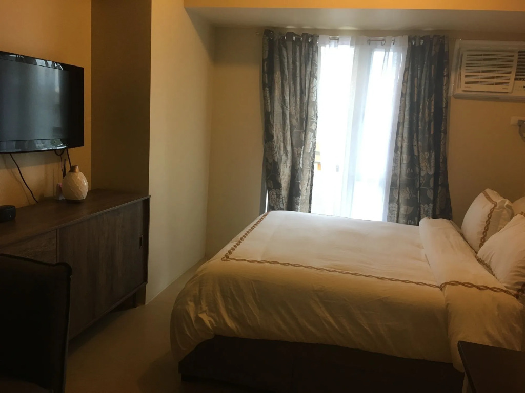 Compact Studio Unit @ Centrio Tower