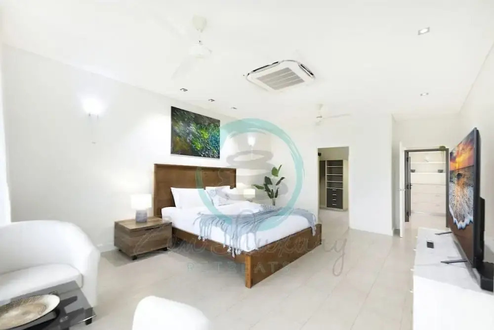ZENLUX INFINITY - 4BR with Private Pool