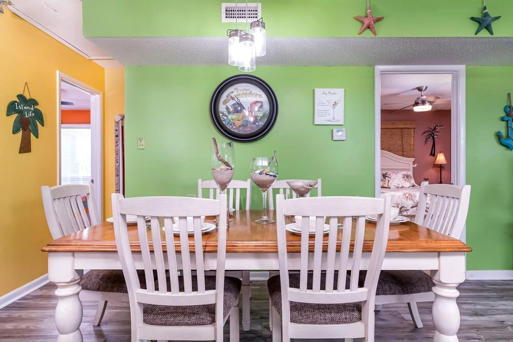 Bikinis & Martinis - Great East End Location - Swimming Pool And Boardwalk Access 3 Bedroom Condo by Redawning