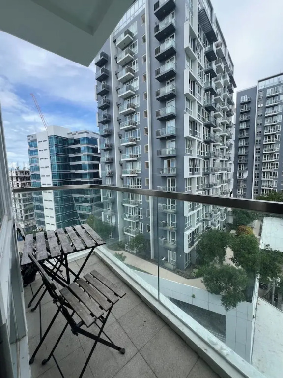 Mactan Newtown Seaview 2 bedroom near airport