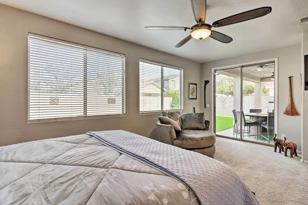 Group Fun in Glendale! Getaway w/ Private Pool