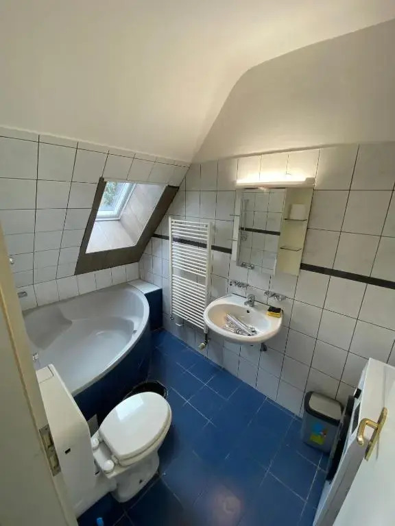 Othman Appartements Groß Buchholzer Straße 16a