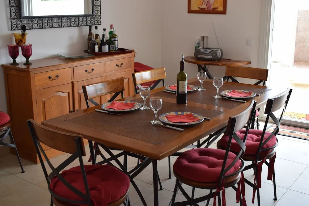 306-magnífica Casa con Piscina y Amarre