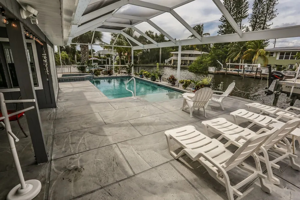 171 Flamingo Street