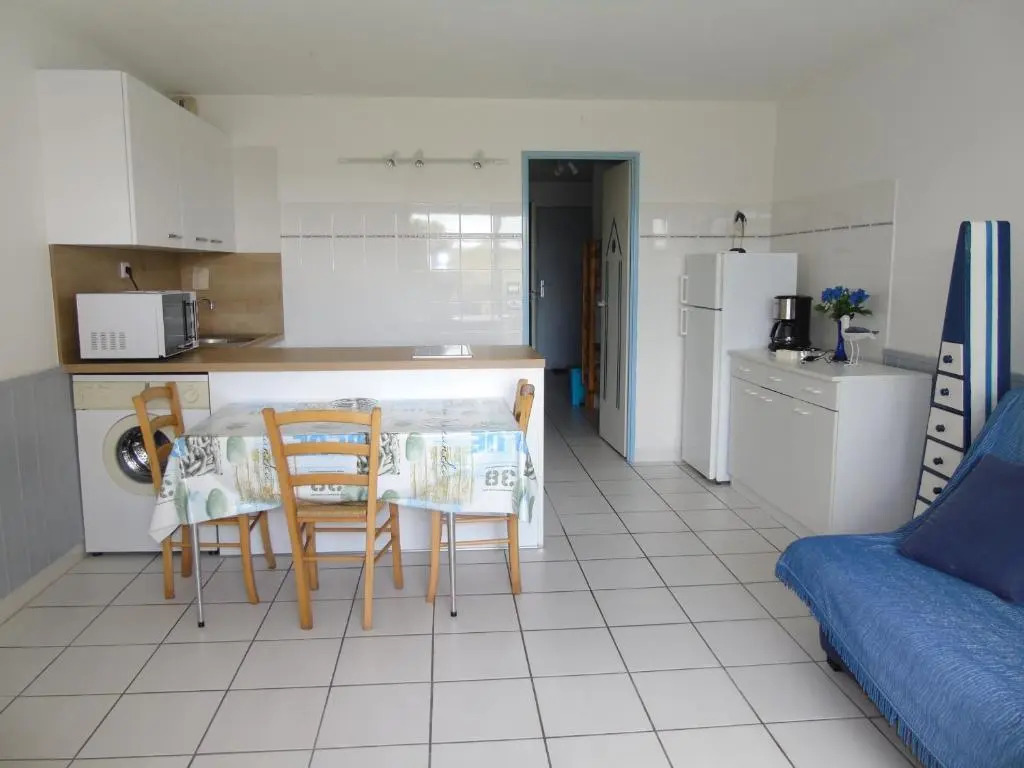 Appartement Saint-Jean-de-Monts, 2 pièces, 6 personnes - FR-1-83-97