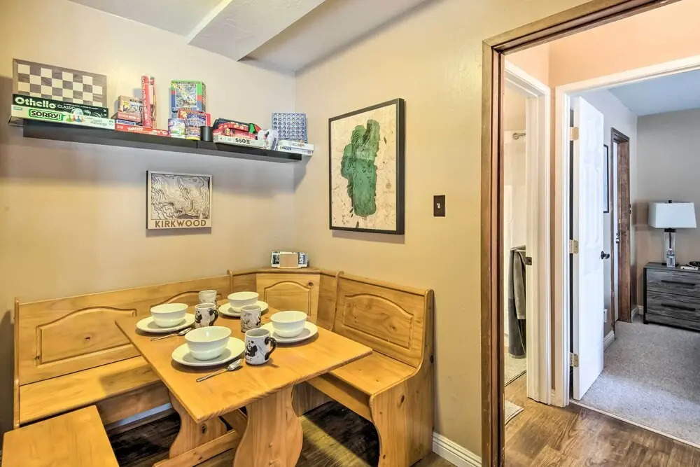 Walk to Ski Lift & Village: Lovely Kirkwood Condo