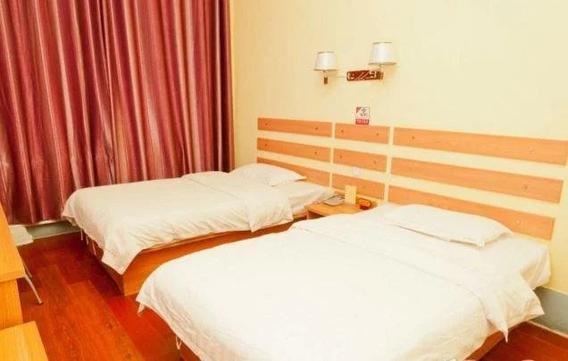 Binzhou Jianing Inn