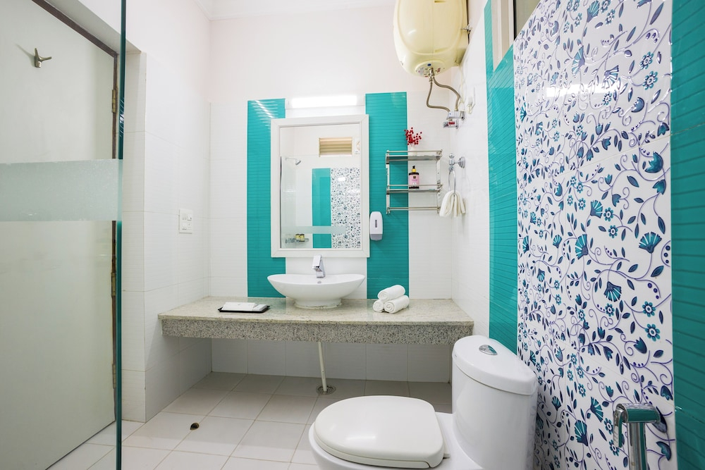 Alaya Stays Mehar Villa - 3 BHK With Garden & Scenic Views