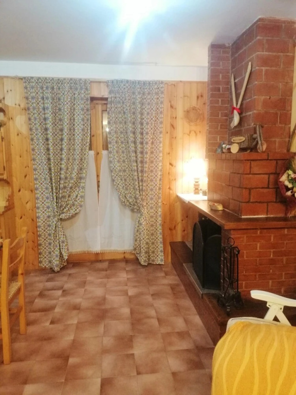 Apartment with 3 Bedrooms in Camigliatello Silano, with Wonderful Mountain View And Terrace - 2 Km From the Slopes