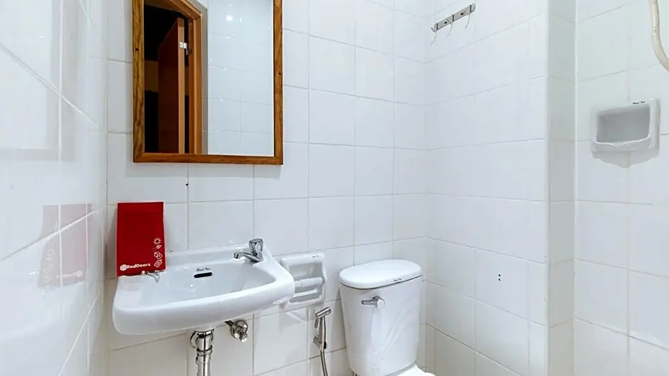 RedDoorz Hostel @ Tita Aidz Inn Baguio