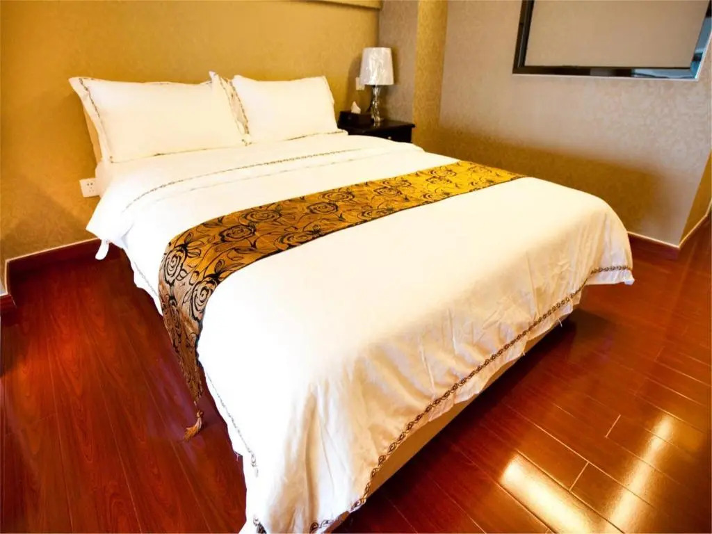 Guangzhou Yicheng Golden Apartment