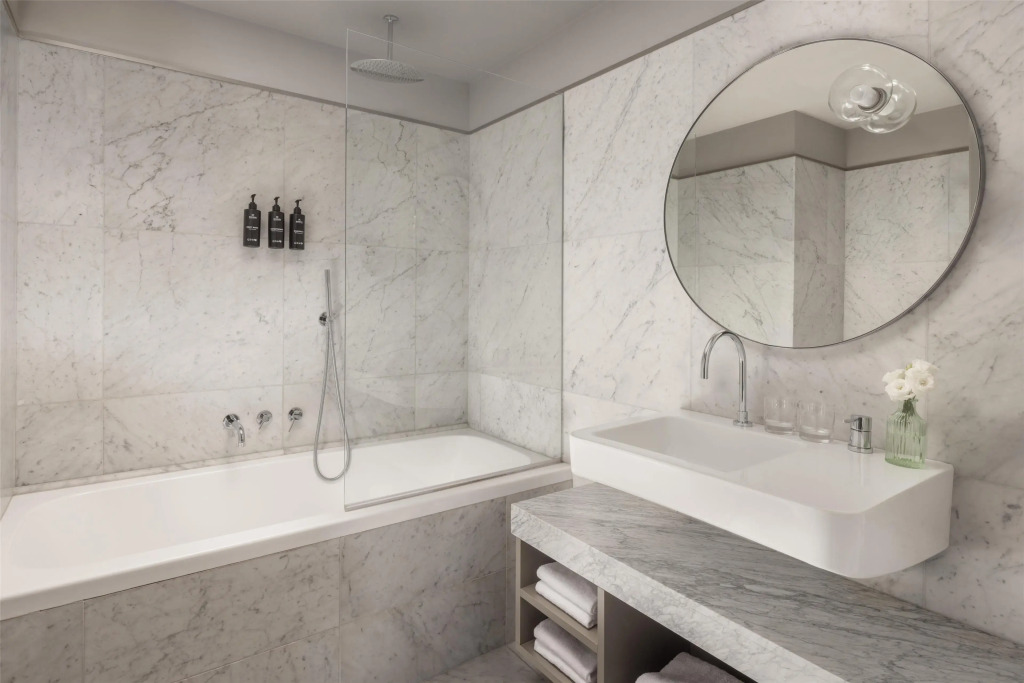Отель Radisson Collection, Roma Antica