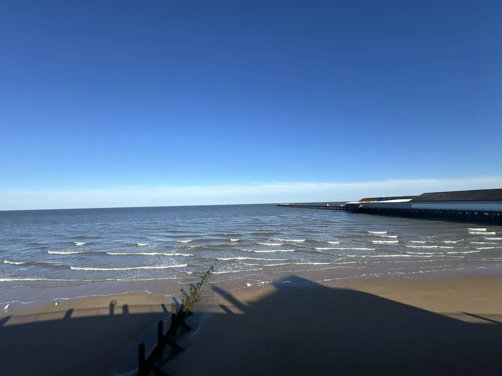 Gorgeous Spacious Apartment With Sea View