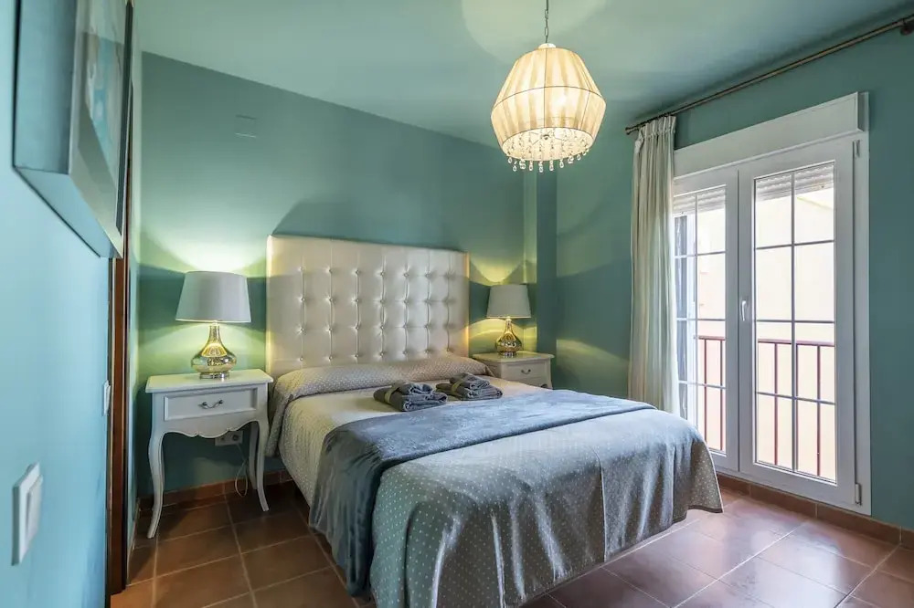 3-bedroom Apartment With Pool
