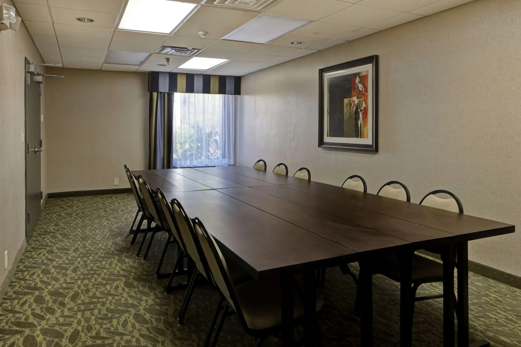Hampton Inn Atlanta-Woodstock