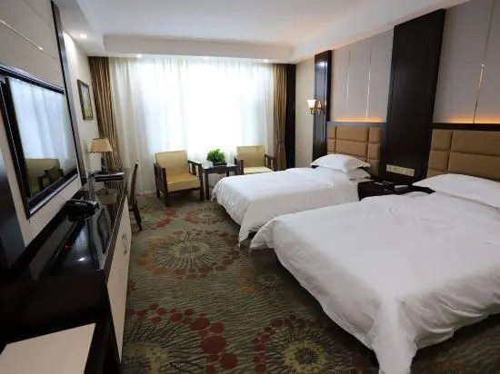 Chunjiang Holiday Hotel