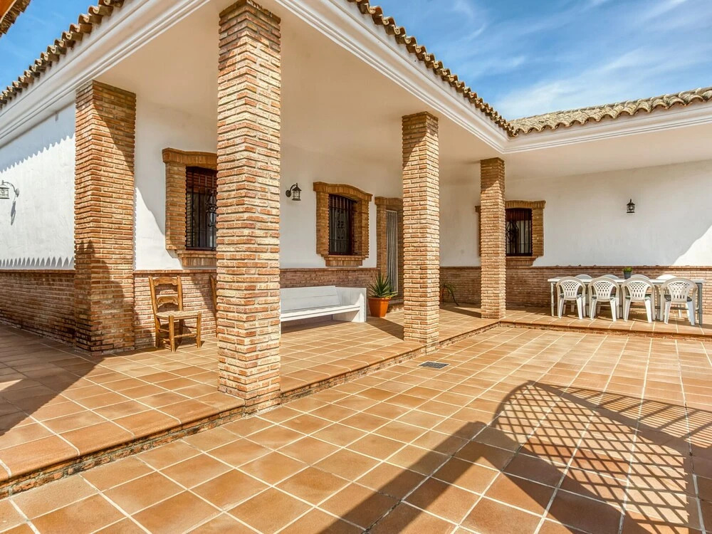 Family Villa with Pool