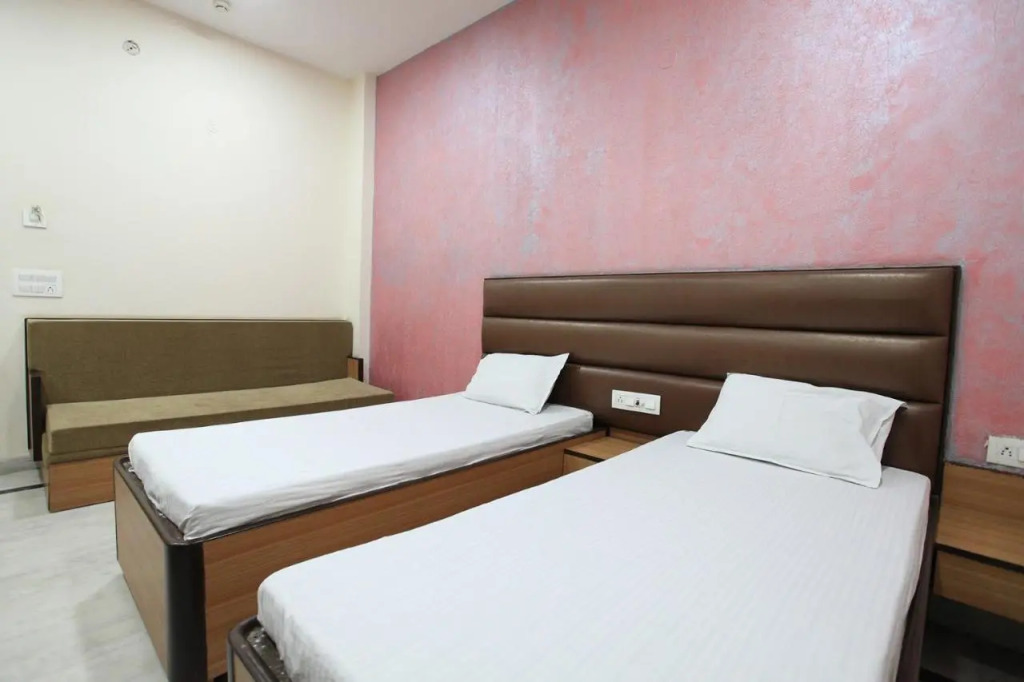 Hotel Anuvibha Malviya Nagar
