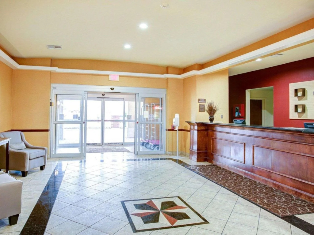 Comfort Suites Texas Ave