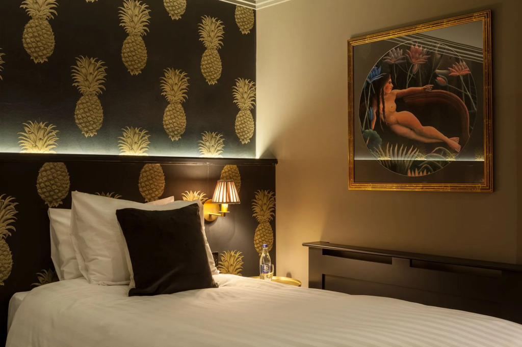 House Belfast Hotel