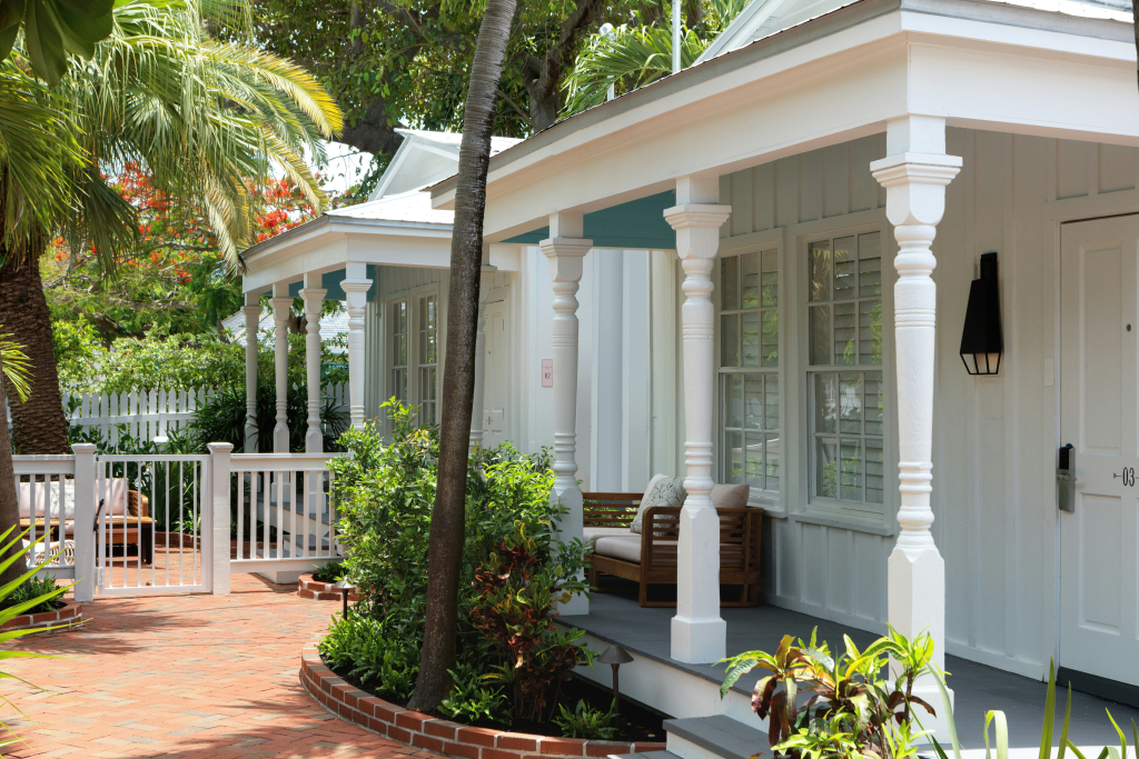 Lighthouse Hotel - Key West Historic Inns