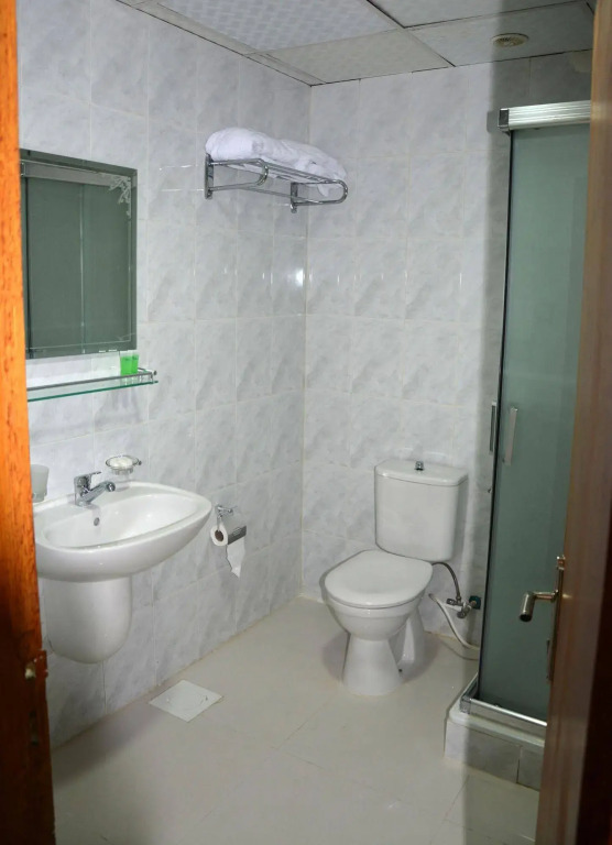 Seven Days Hotel
