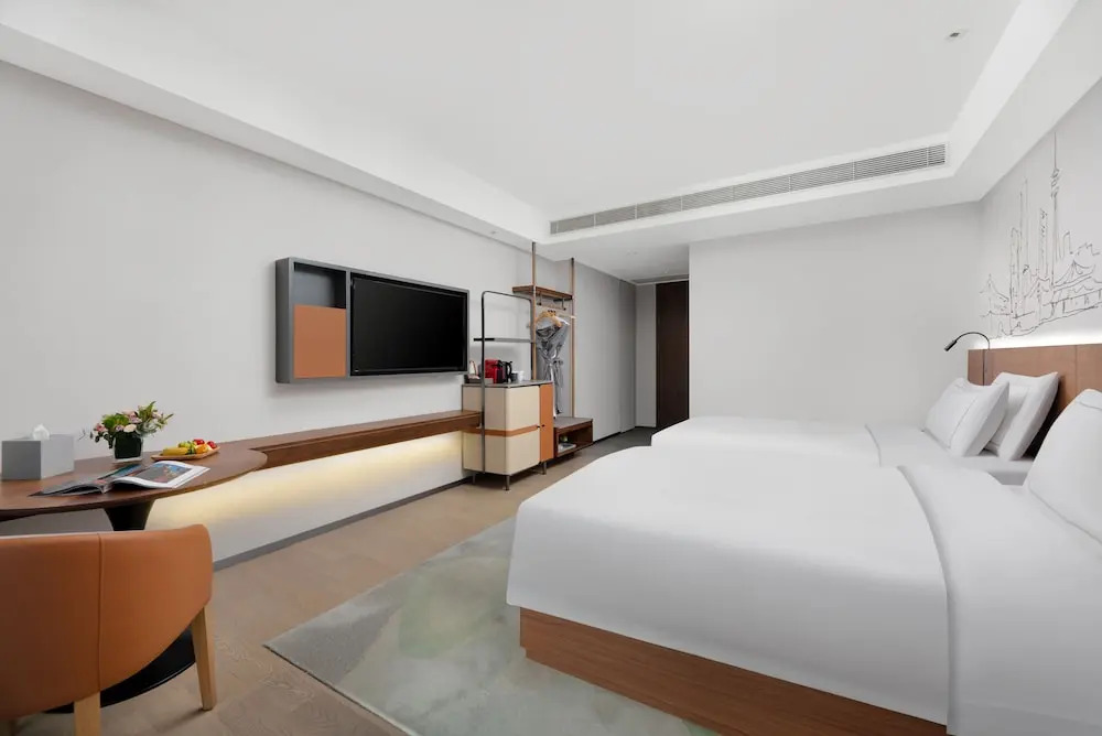 UrCove by Hyatt Xi'an High-Tech MixC, near Bell Tower & Ancient Pottery Troops