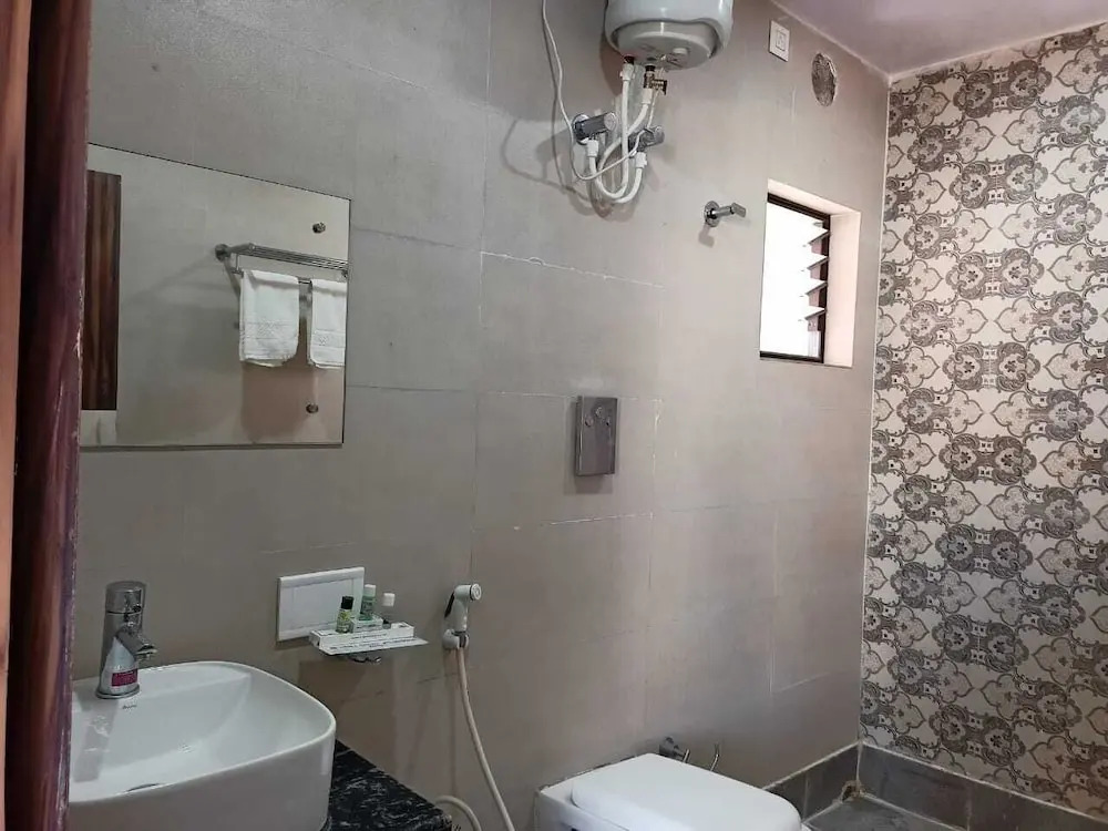 Hotel Dayal International