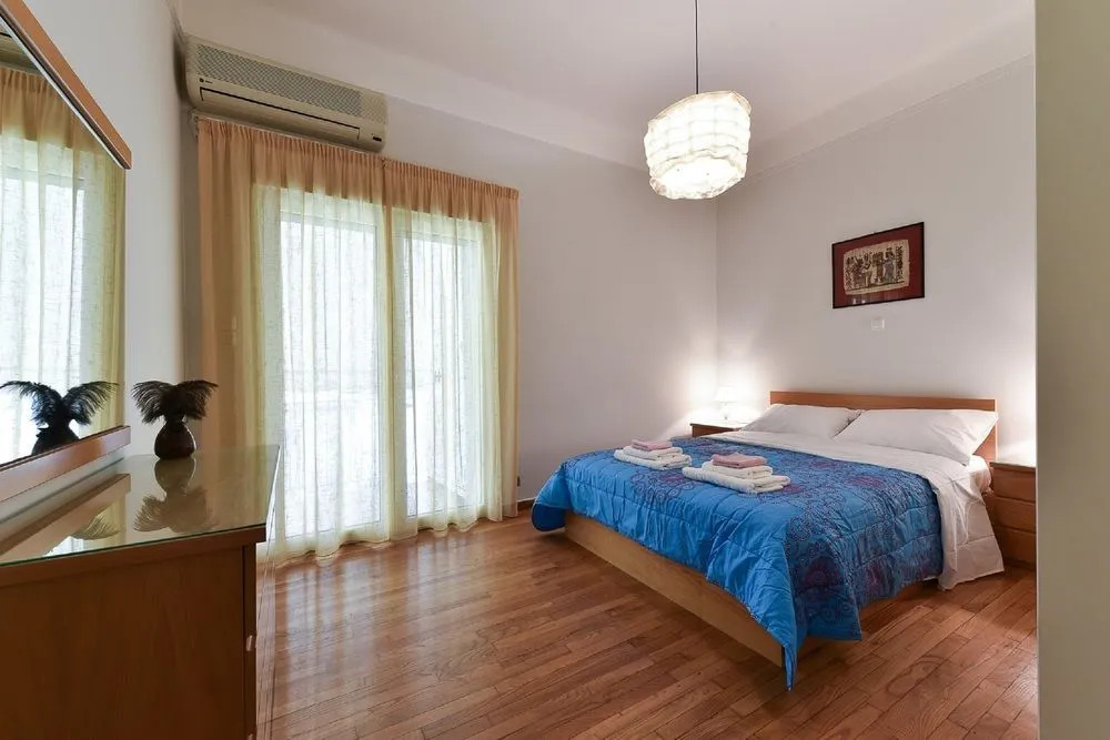 Victoria Square Apartment - Two Bedroom Condo