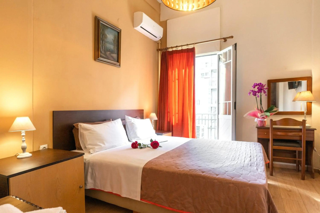 Alexandria Hotel