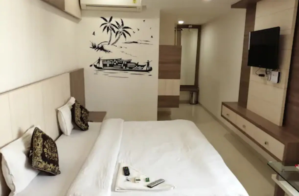 Hotel Grand Paradise