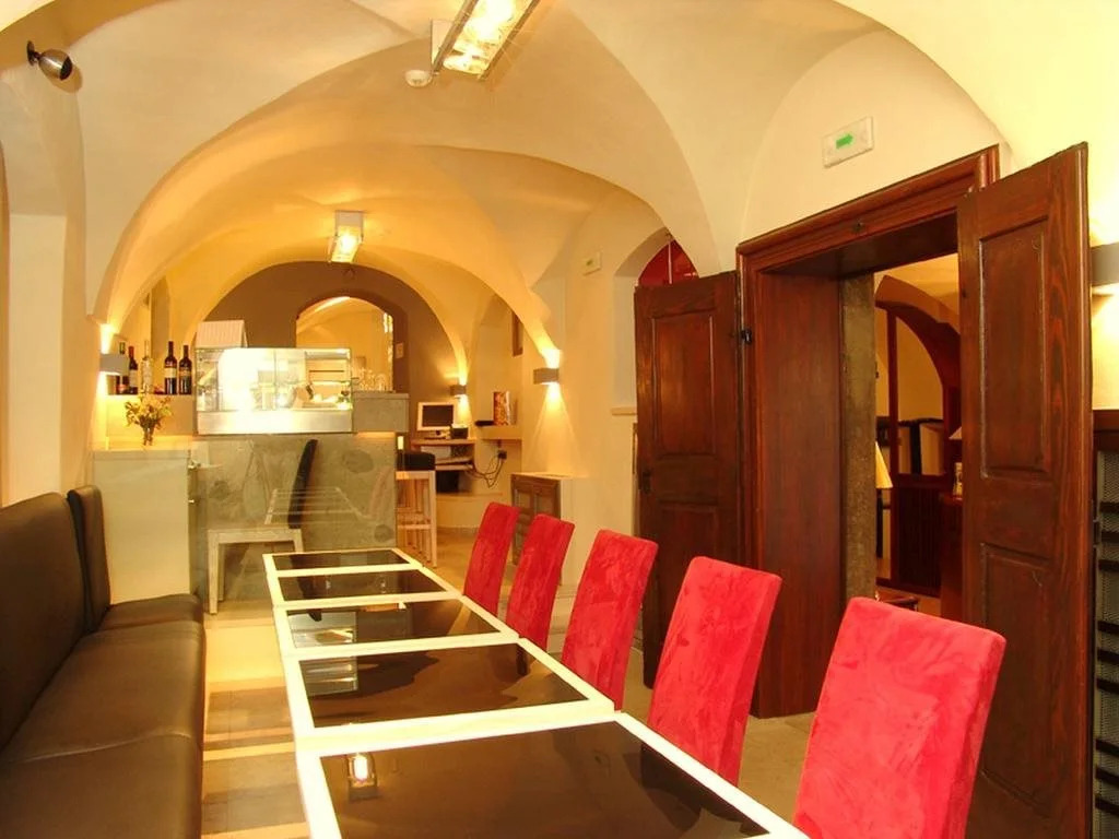 LH Hotel Golden Wheel