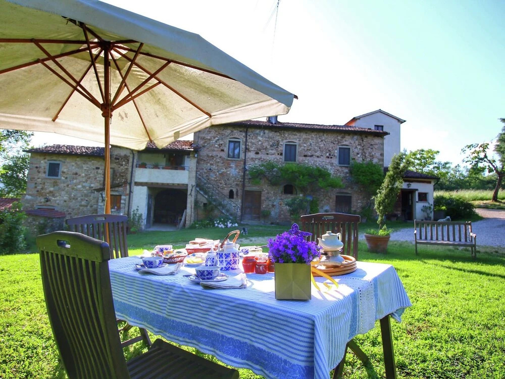 Holiday Home in Anghiari With Garden, Parking, Barbecue