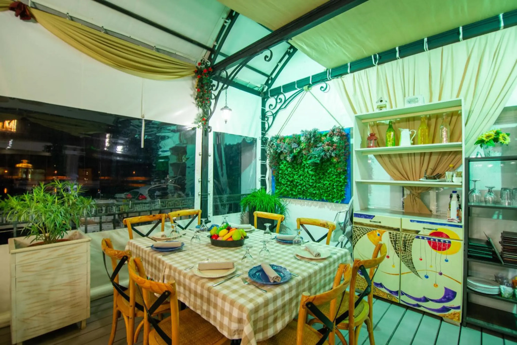 Hotel Mistral