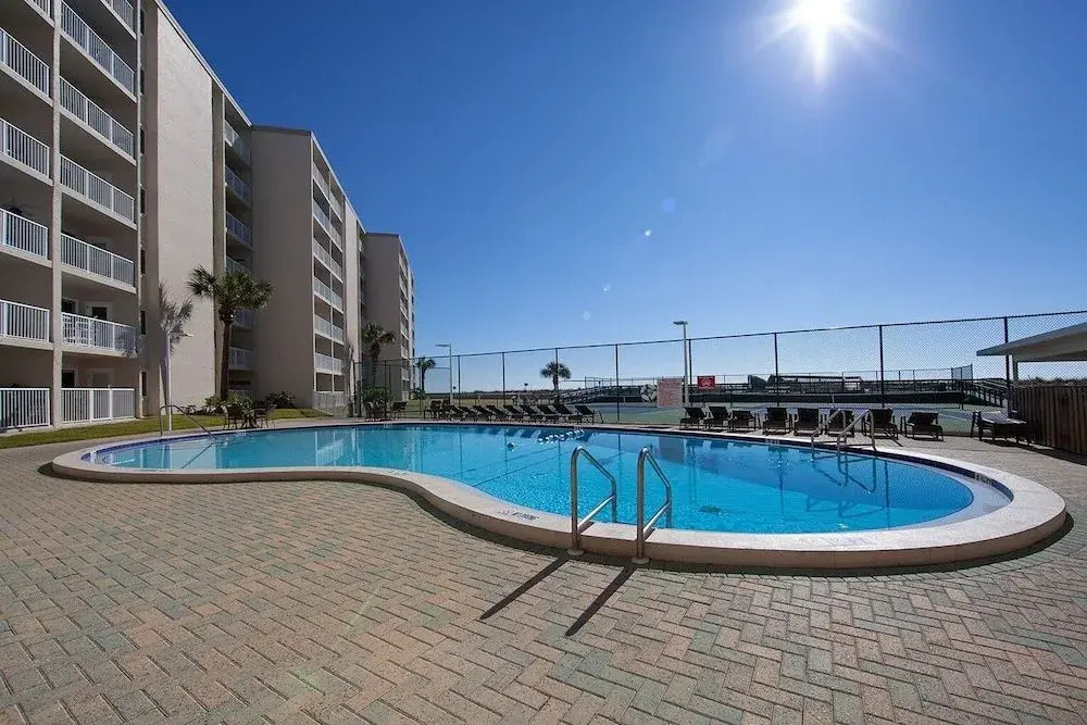 Gulf Shore Condo #311 - 2 Br condo by RedAwning