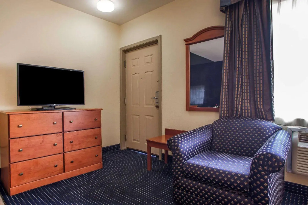 Motel 6 East Windsor, NJ Hightstown