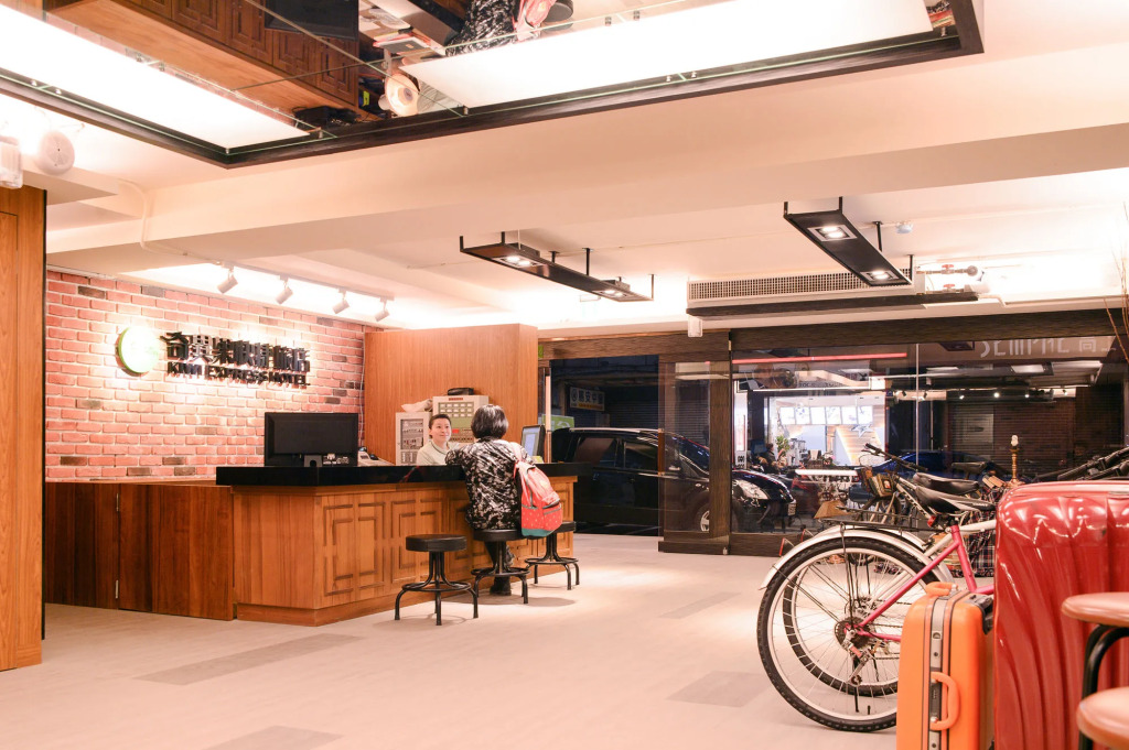 Taichung Kiwi Express Hotel - Chenggong Rd