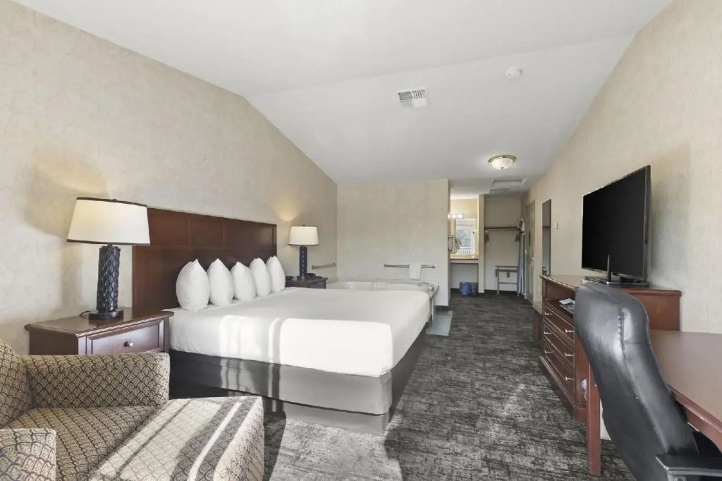 Beach House Inn